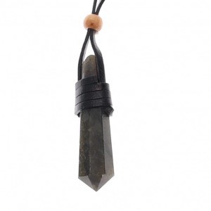 Labradorite Point Pendent Necklace.